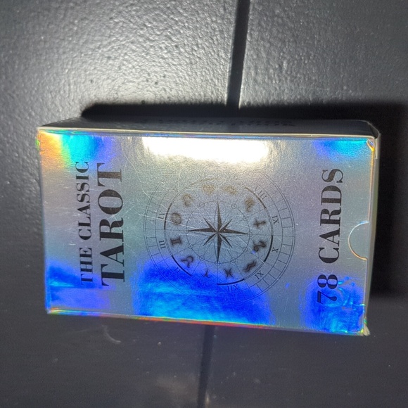 Tarot - Picture 1 of 2